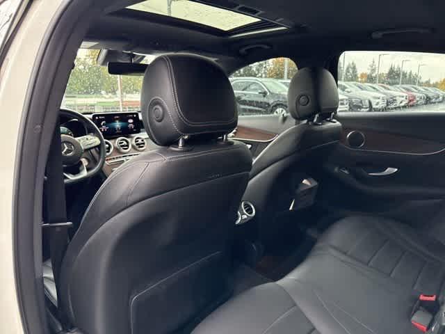 used 2022 Mercedes-Benz GLC 300 car