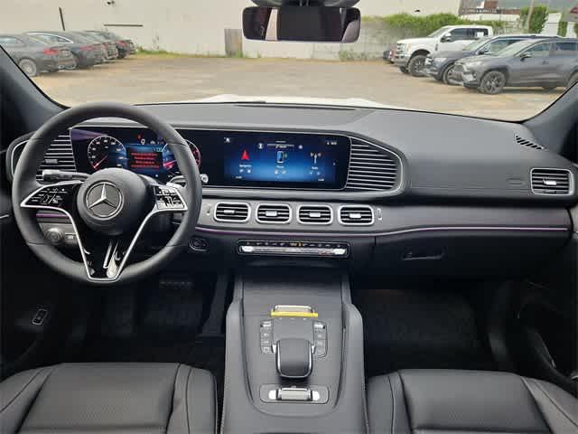 new 2025 Mercedes-Benz GLS 450 car, priced at $92,845