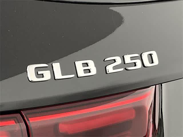 new 2025 Mercedes-Benz GLB 250 car, priced at $50,365