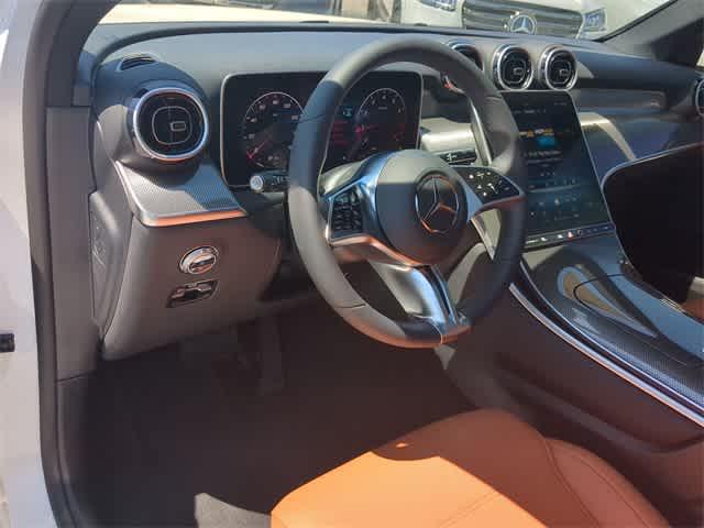 new 2025 Mercedes-Benz GLC 300 car, priced at $54,315