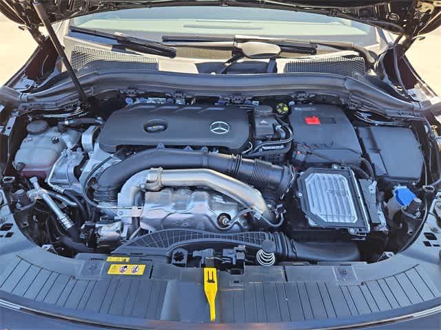 new 2025 Mercedes-Benz GLA 250 car, priced at $47,295