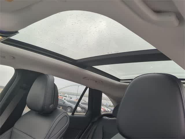 new 2025 Mercedes-Benz GLC 350e car, priced at $59,594