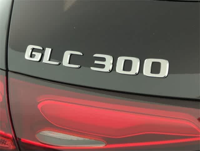 new 2024 Mercedes-Benz GLC 300 car, priced at $56,715