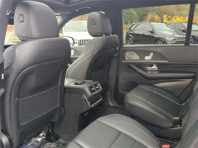 new 2025 Mercedes-Benz GLS 450 car, priced at $82,750