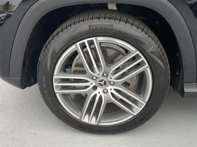 new 2025 Mercedes-Benz GLS 450 car, priced at $82,750