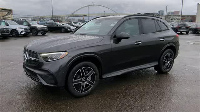 new 2025 Mercedes-Benz GLC 300 car, priced at $60,785