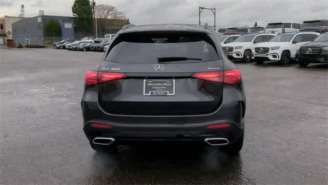 new 2025 Mercedes-Benz GLC 300 car, priced at $60,785