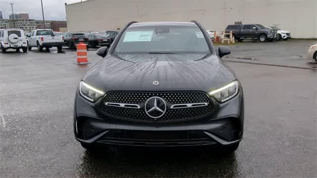 new 2025 Mercedes-Benz GLC 300 car, priced at $60,785