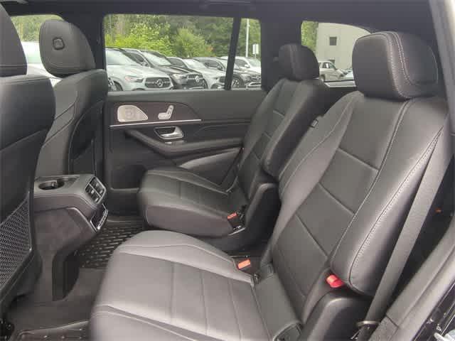 new 2025 Mercedes-Benz GLS 450 car, priced at $95,595