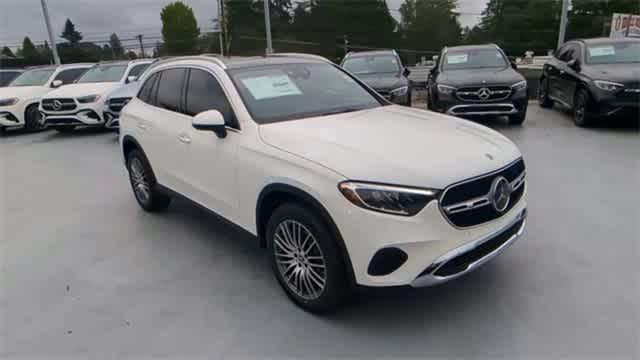 new 2025 Mercedes-Benz GLC 300 car, priced at $57,960