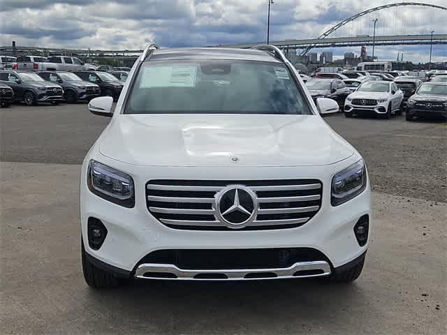new 2025 Mercedes-Benz GLB 250 car, priced at $51,590