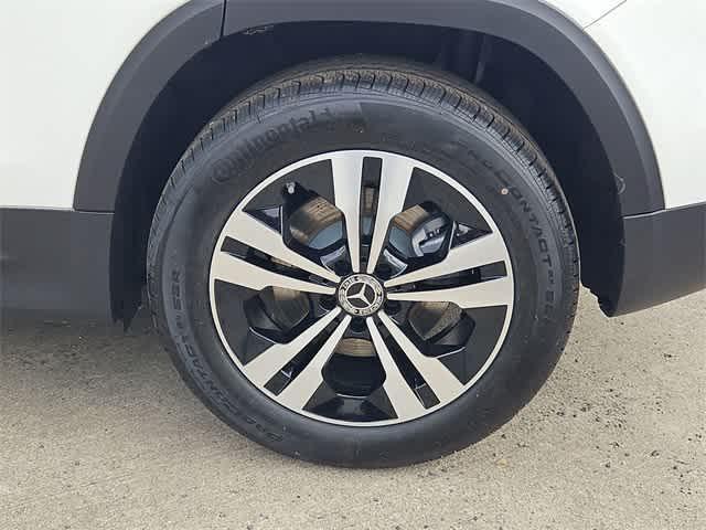 new 2025 Mercedes-Benz GLB 250 car, priced at $51,590