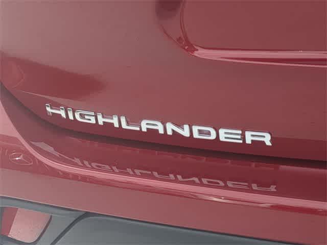 used 2022 Toyota Highlander Hybrid car, priced at $41,812