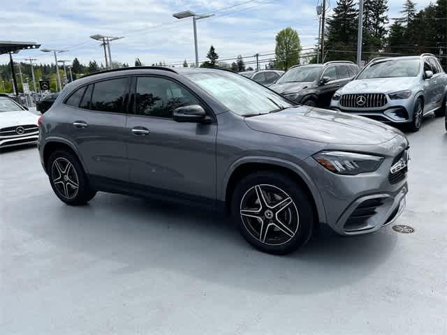 new 2024 Mercedes-Benz GLA 250 car, priced at $53,215