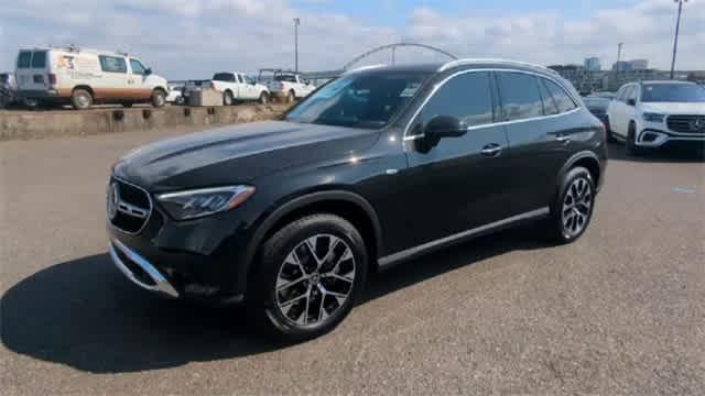 new 2025 Mercedes-Benz GLC 350e car, priced at $57,285