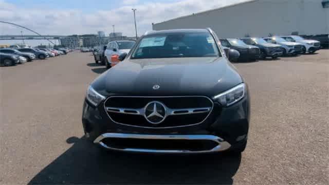 new 2025 Mercedes-Benz GLC 350e car, priced at $57,285