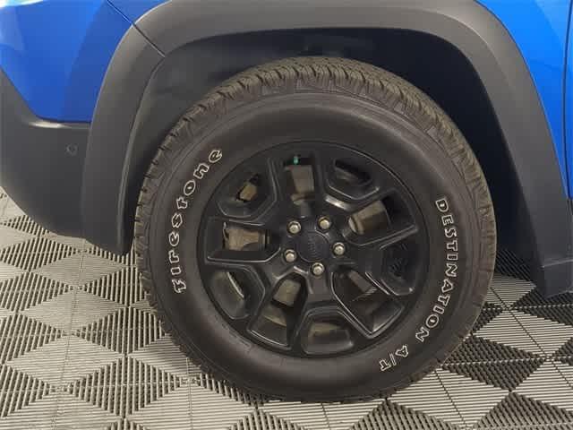used 2019 Jeep Cherokee car, priced at $15,625