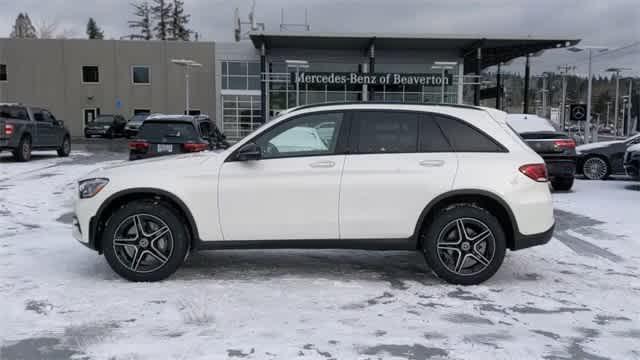 used 2022 Mercedes-Benz GLC 300 car, priced at $30,890