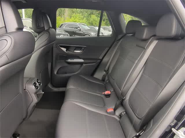 new 2025 Mercedes-Benz GLC 300 car, priced at $53,615
