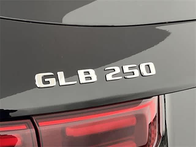 new 2025 Mercedes-Benz GLB 250 car, priced at $51,265