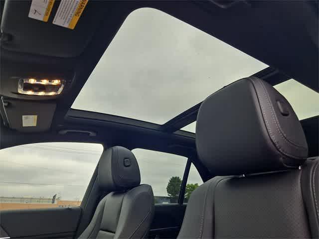 new 2025 Mercedes-Benz GLE 350 car, priced at $74,600