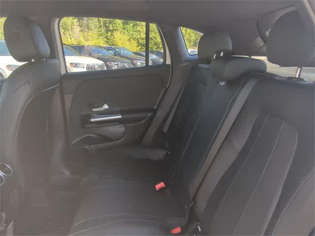 new 2026 Mercedes-Benz GLA 250 car, priced at $46,090