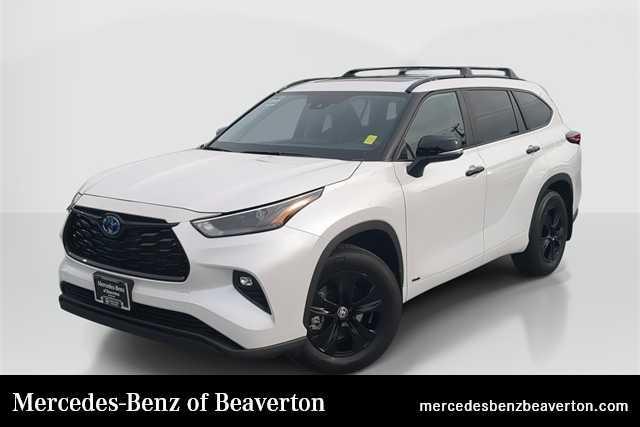used 2024 Toyota Highlander Hybrid car, priced at $47,888