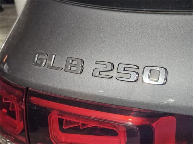 used 2020 Mercedes-Benz GLB 250 car, priced at $26,296