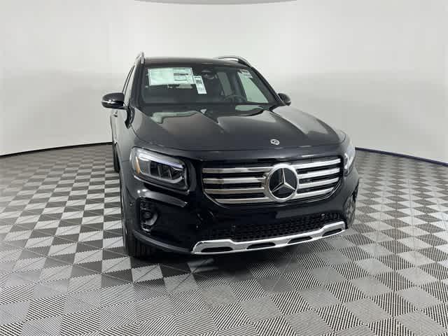 new 2024 Mercedes-Benz GLB 250 car, priced at $49,452