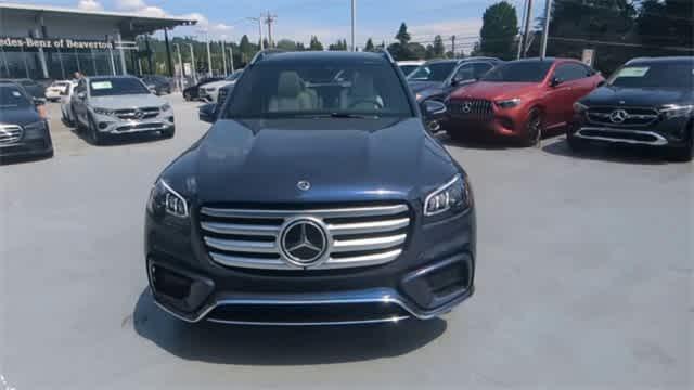 new 2025 Mercedes-Benz GLS 450 car, priced at $96,385
