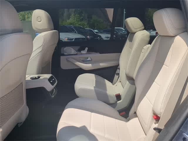 new 2025 Mercedes-Benz GLS 450 car, priced at $96,385