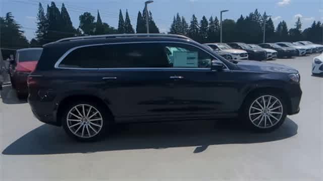new 2025 Mercedes-Benz GLS 450 car, priced at $96,385