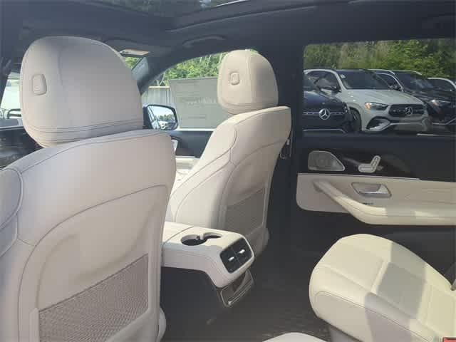 new 2025 Mercedes-Benz GLS 450 car, priced at $96,385