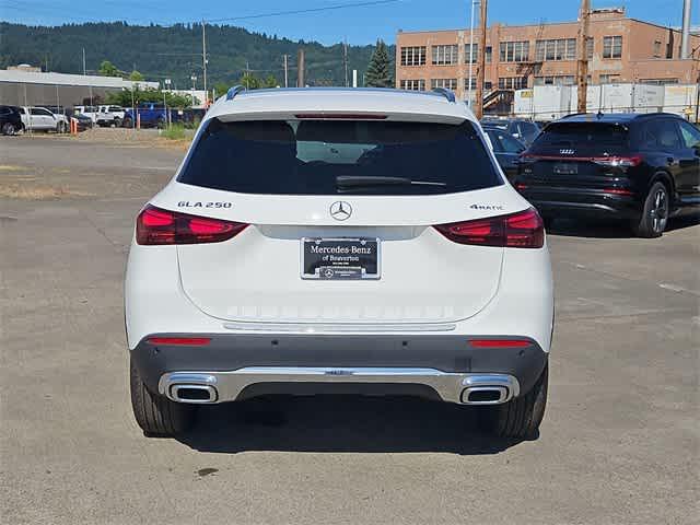 new 2025 Mercedes-Benz GLA 250 car, priced at $47,650