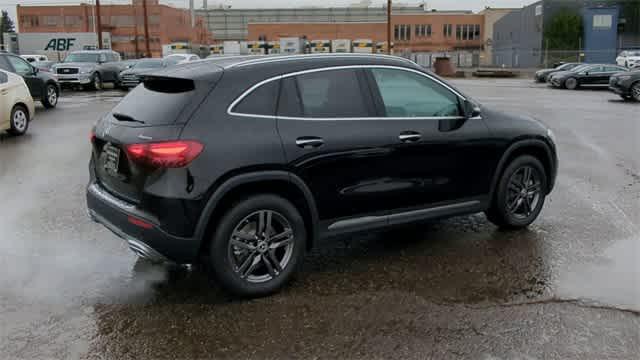 new 2025 Mercedes-Benz GLA 250 car, priced at $47,305