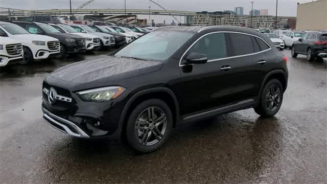 new 2025 Mercedes-Benz GLA 250 car, priced at $47,305