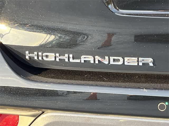 used 2021 Toyota Highlander Hybrid car, priced at $41,396