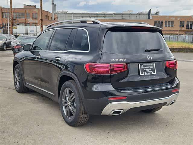 new 2025 Mercedes-Benz GLB 250 car, priced at $54,465