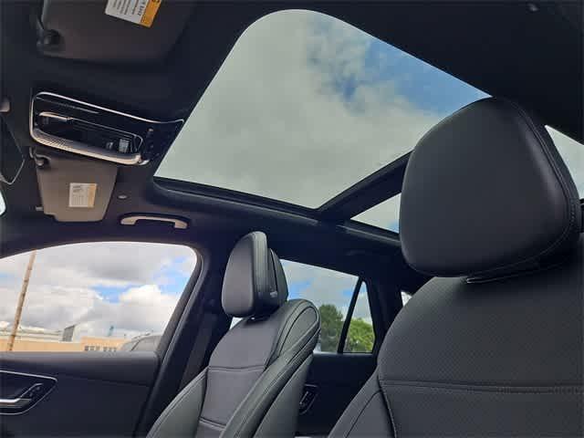 used 2025 Mercedes-Benz GLC 350e car