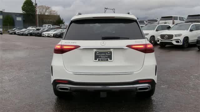 new 2025 Mercedes-Benz GLE 450 car, priced at $80,845