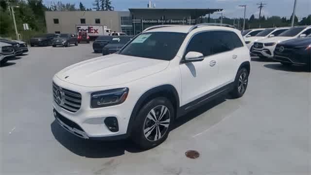new 2025 Mercedes-Benz GLB 250 car, priced at $49,595
