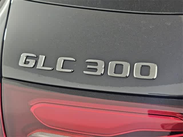 new 2025 Mercedes-Benz GLC 300 car, priced at $60,785