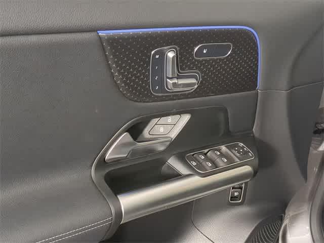 used 2025 Mercedes-Benz GLA 250 car, priced at $39,198