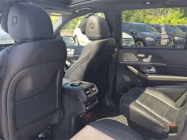 new 2025 Mercedes-Benz GLS 580 car, priced at $122,795