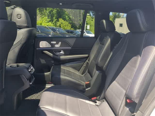 new 2025 Mercedes-Benz GLS 580 car, priced at $122,795