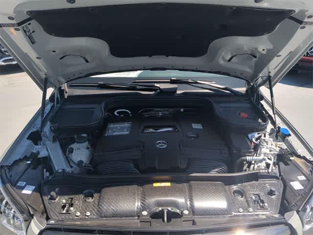 new 2025 Mercedes-Benz GLS 580 car, priced at $122,795