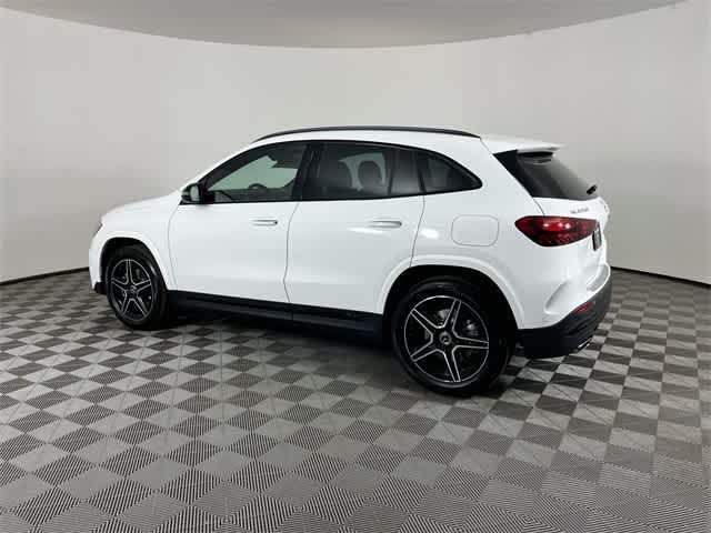 new 2025 Mercedes-Benz GLA 250 car, priced at $52,265