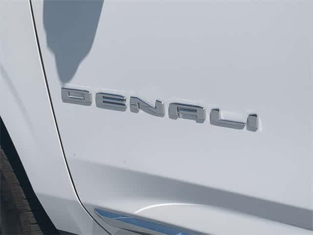 used 2023 GMC Yukon car, priced at $67,587