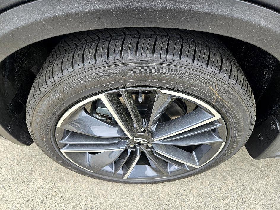 new 2025 INFINITI QX55 car, priced at $52,085