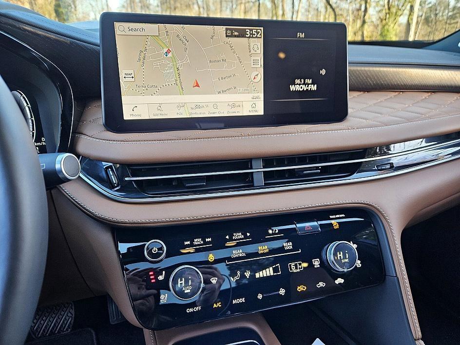 new 2025 INFINITI QX60 car, priced at $67,662